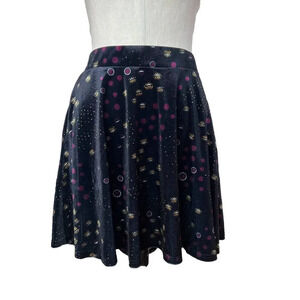 ModCloth Just This Sway Velvet Skater Skirt‎ Black Printed Size Large